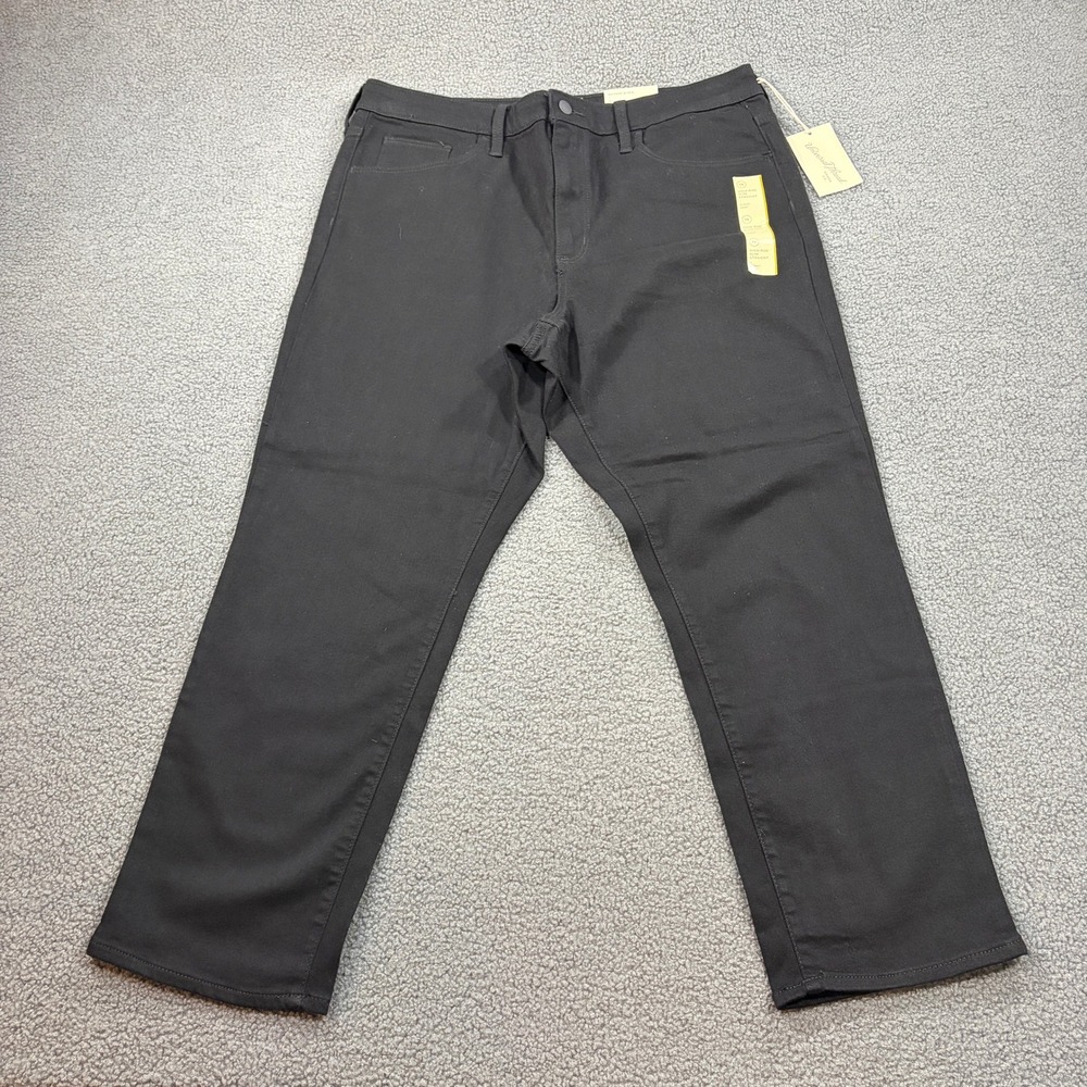 Universal Thread Pants Womens 14/32S Black High-Rise Slim Straight No-Fade